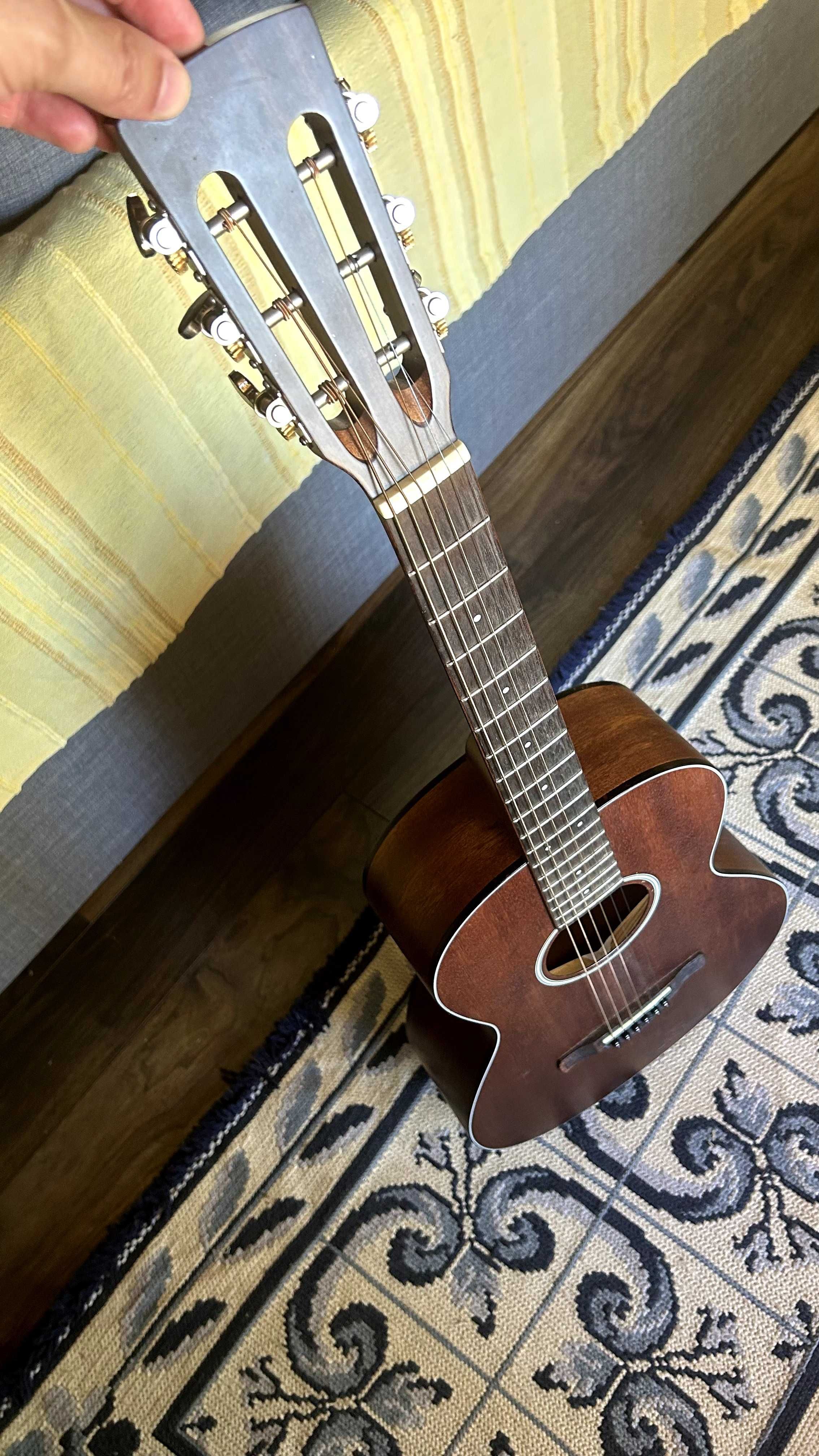 Guitarra Parlor Ibanez (Travel Size)