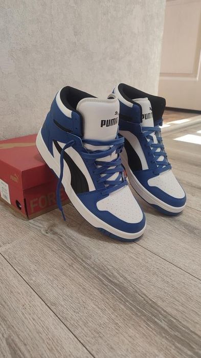PUMA Rebound кросівки чоловічі / 44.5 / 29 см
Rebound LayUp SL
Розмір