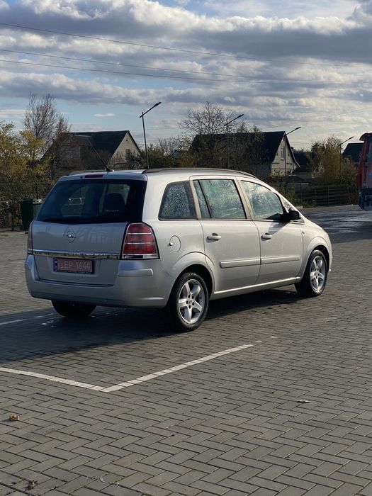 Продам Opel zafira