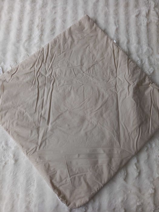 Rożek niemowlęcy 2w1 Koell – biało-beżowy w gąski, 100% bawełna