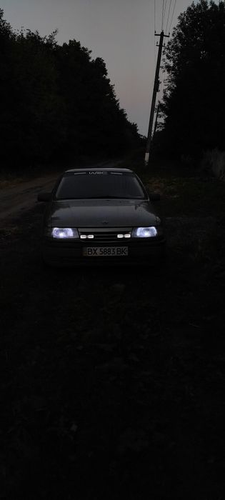 Опель Вектра А 1990 рік
