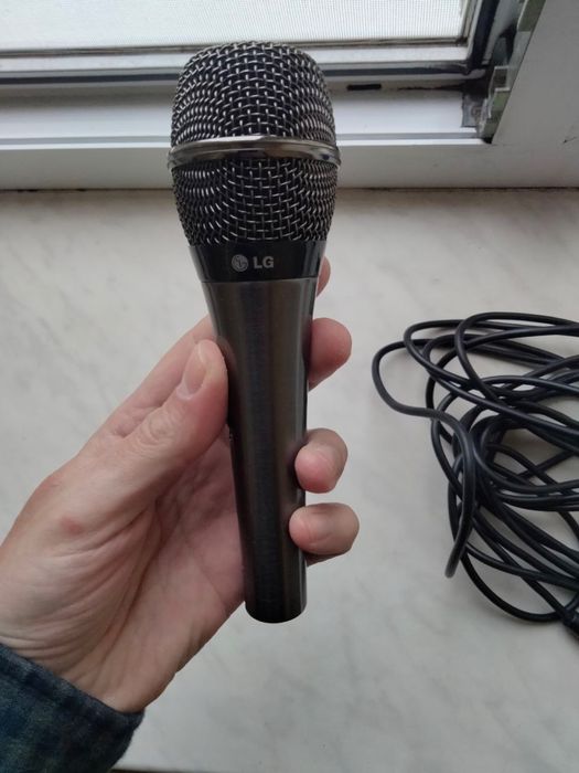 Микрофон пррводной LG