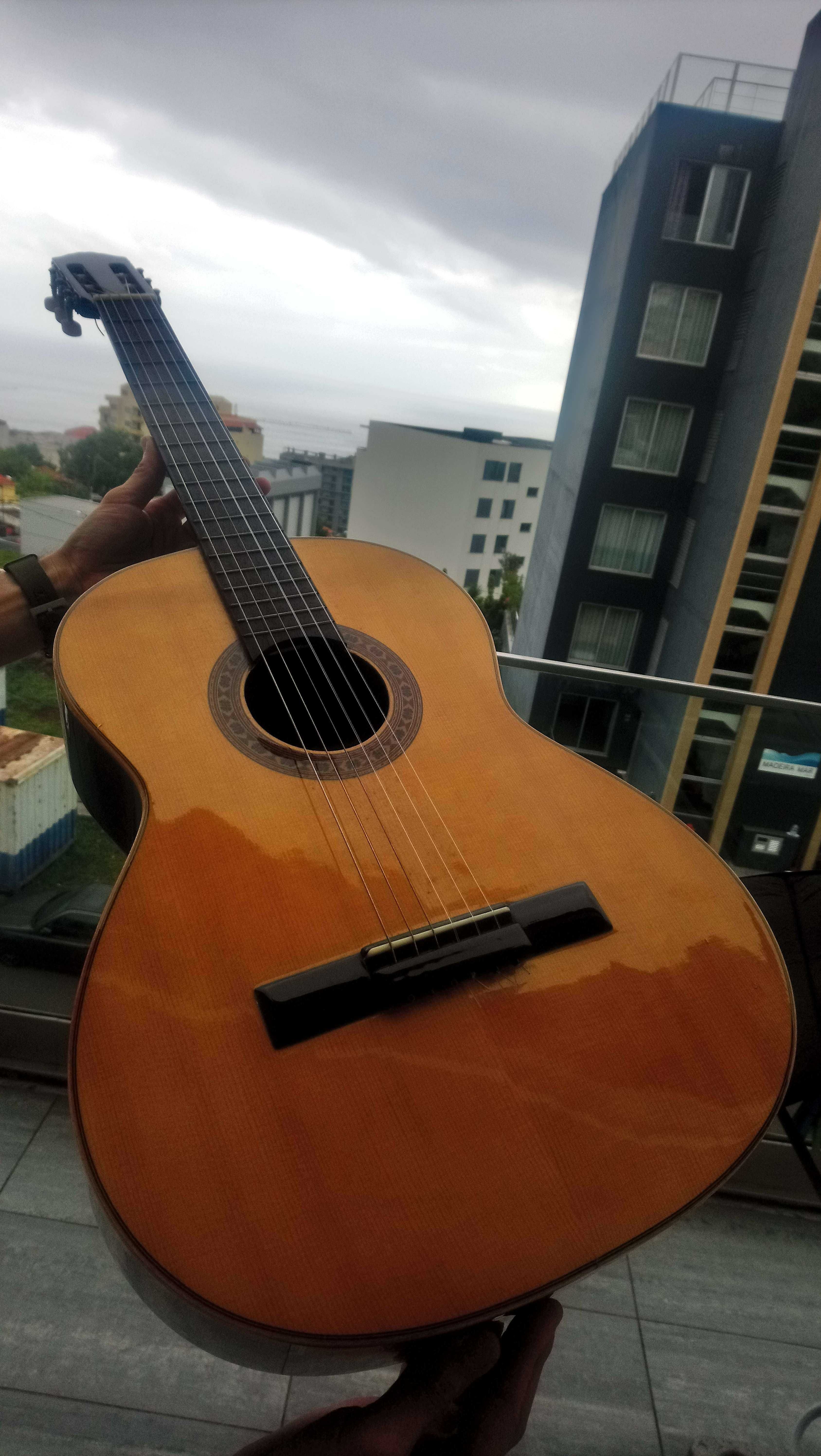 Guitarra Acústica