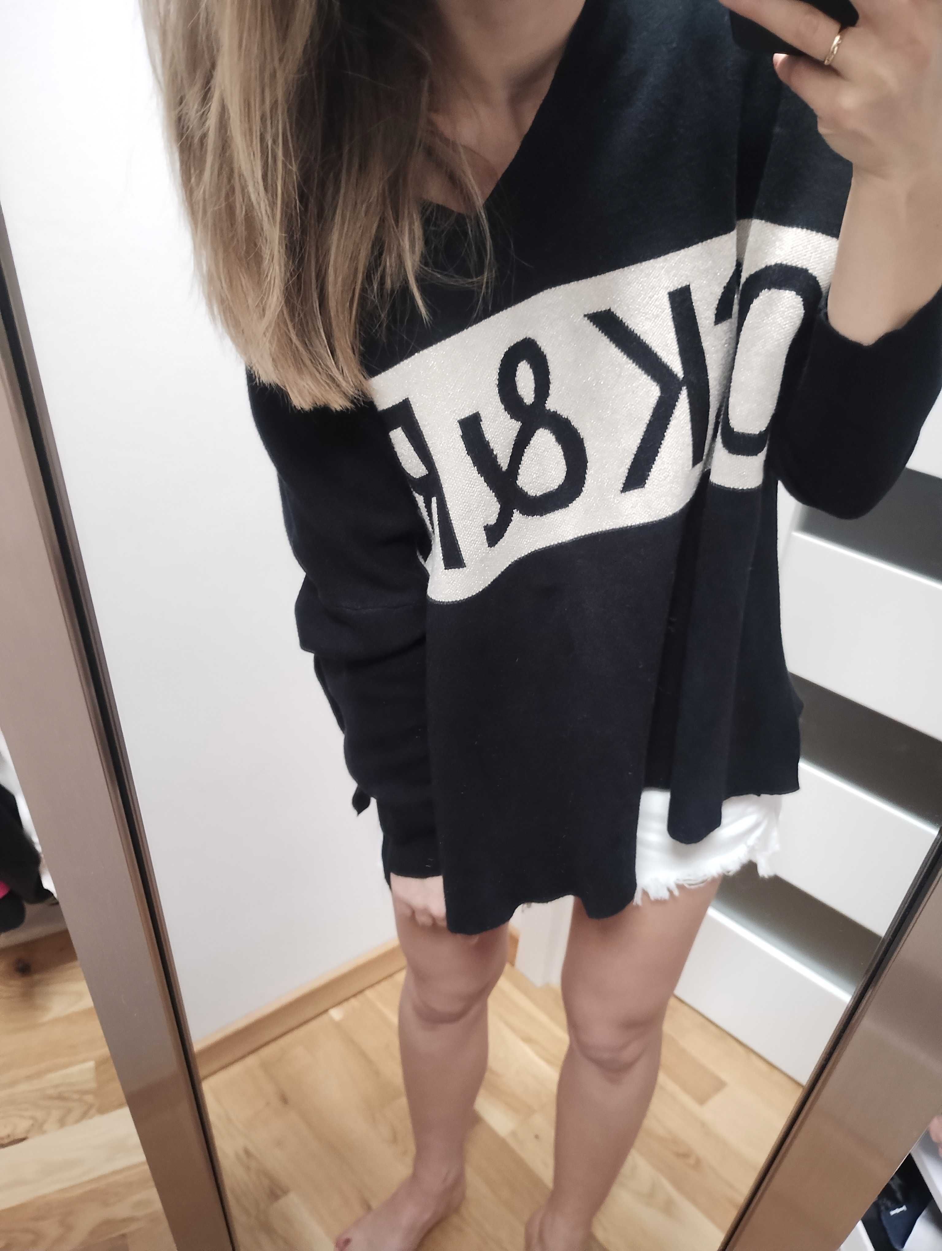 Sweter Qed London czarny rock&roll wiskoza oversize