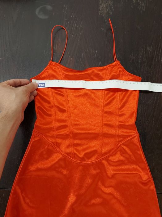 Sukienka czerwona XS/34 H&M DIVIDED. 160/80A