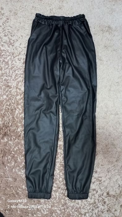 Штани  брюки кожзам.