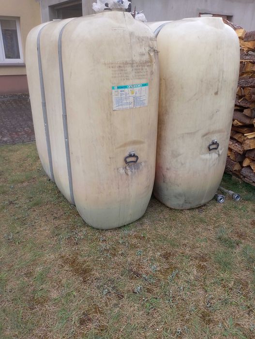 Sprzedam uzywany zeliwny piec olejowy Buderus