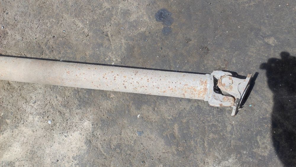 Задній Кардан Nissan Navara D22 2.5 Diesel