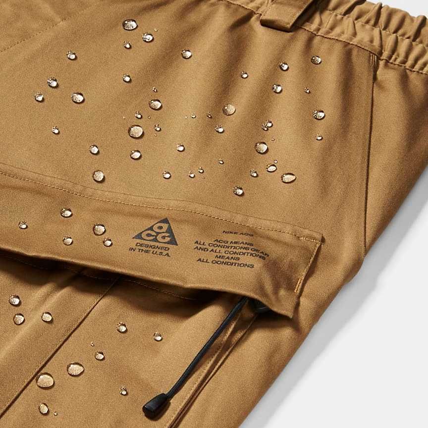 Nike ACG карго штани