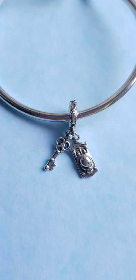 charms zawieszka srebro 925 Alicja w krainie czarów klucz i klamka