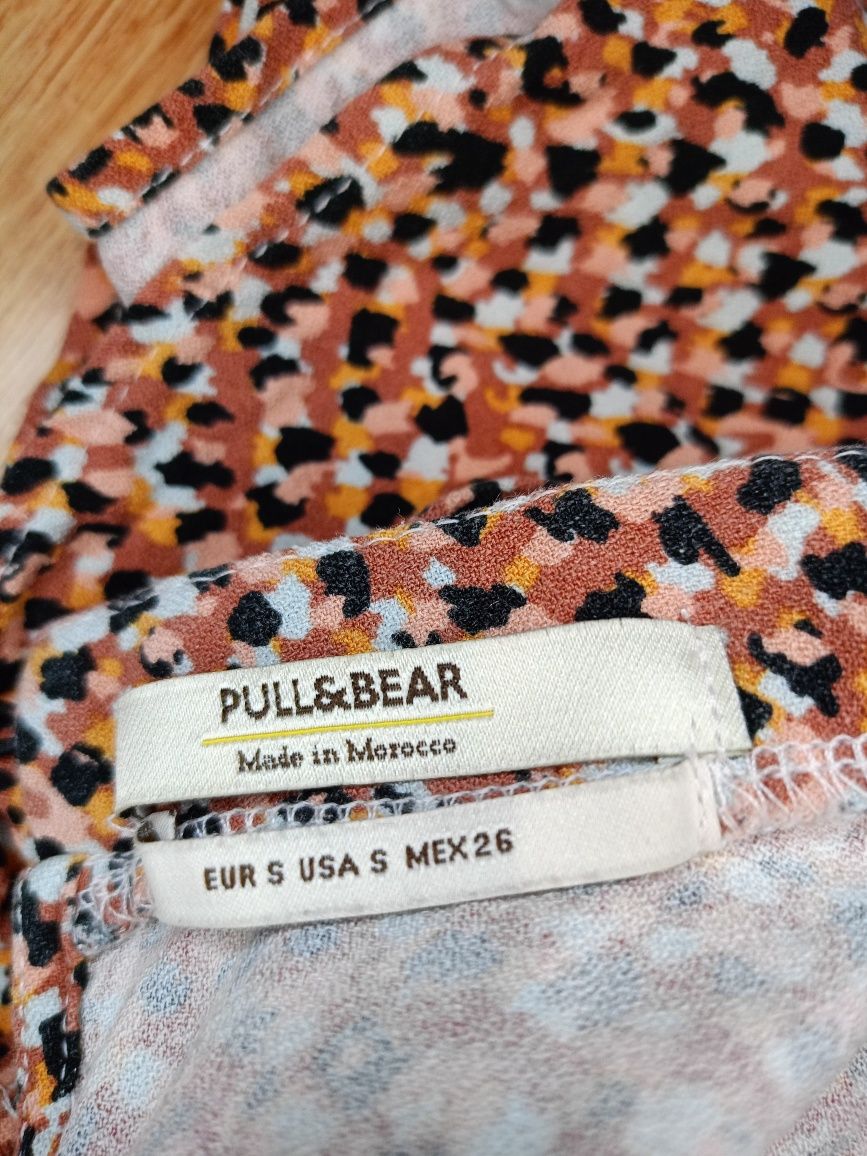 Sukienka .firma pull & bear. Rozmiar XS