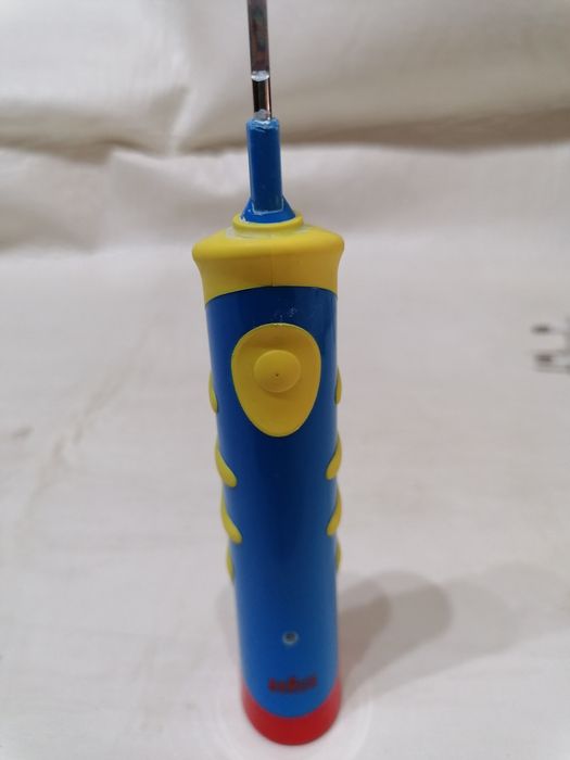 Escova de dentes Braun Oral B Mickey