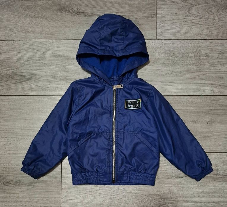 Куртка тоненька на флісі