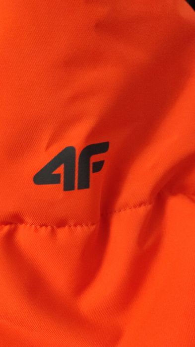 4F kurtka rozm 164 nowa Neodry 5009