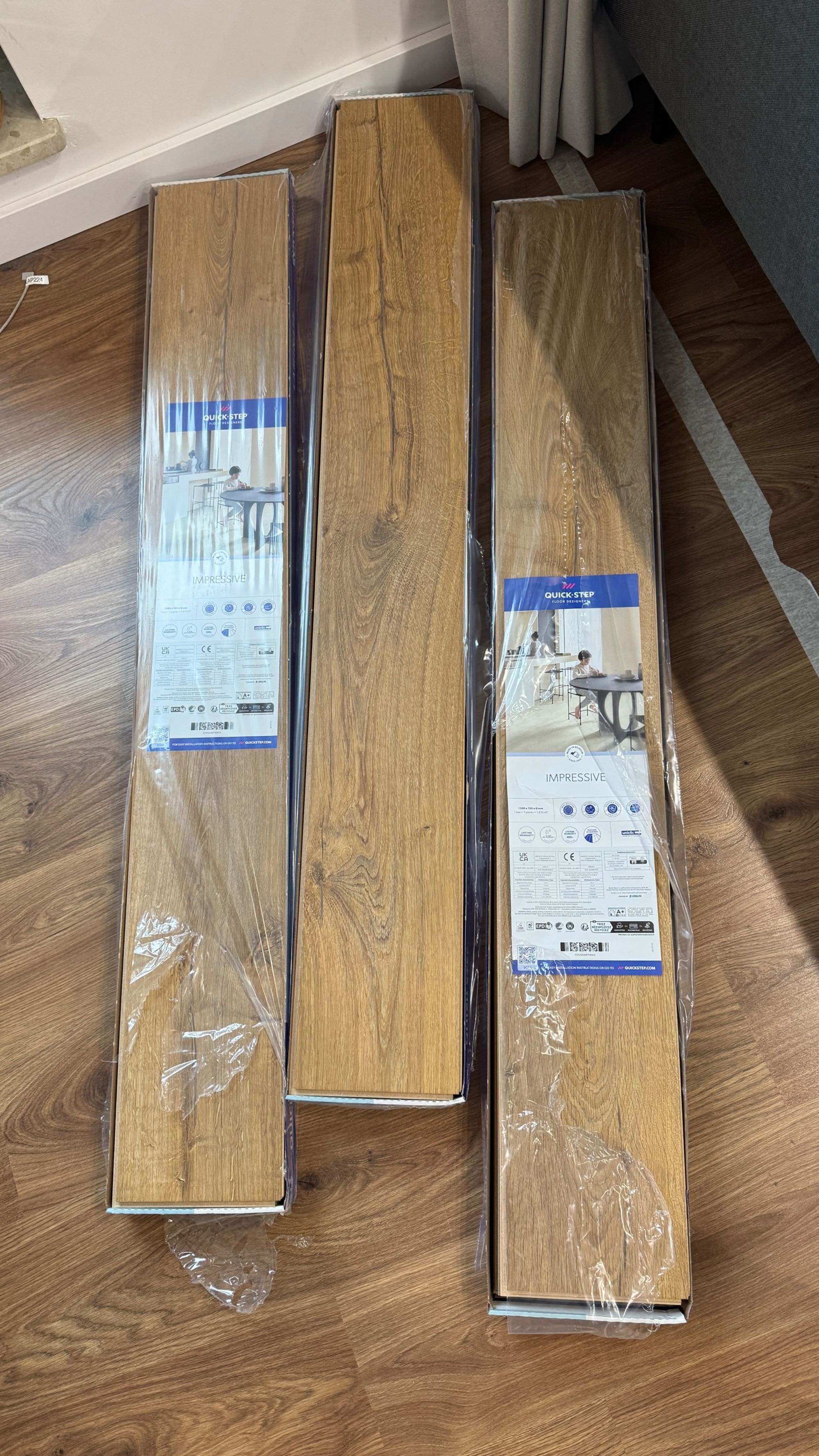 Panele laminowane Quick Step Dąb klasyczny naturalny impressive im1848