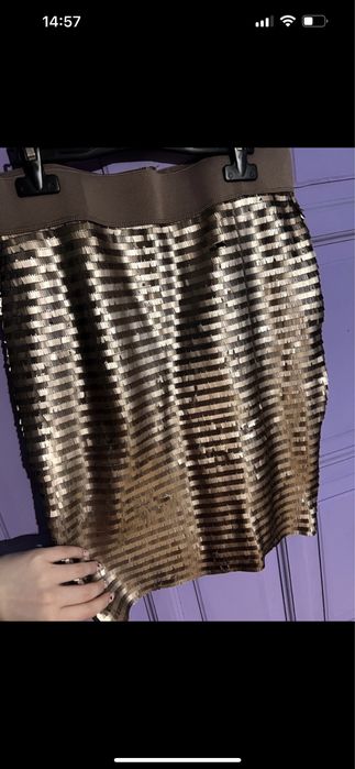Cekinowa spódniczka