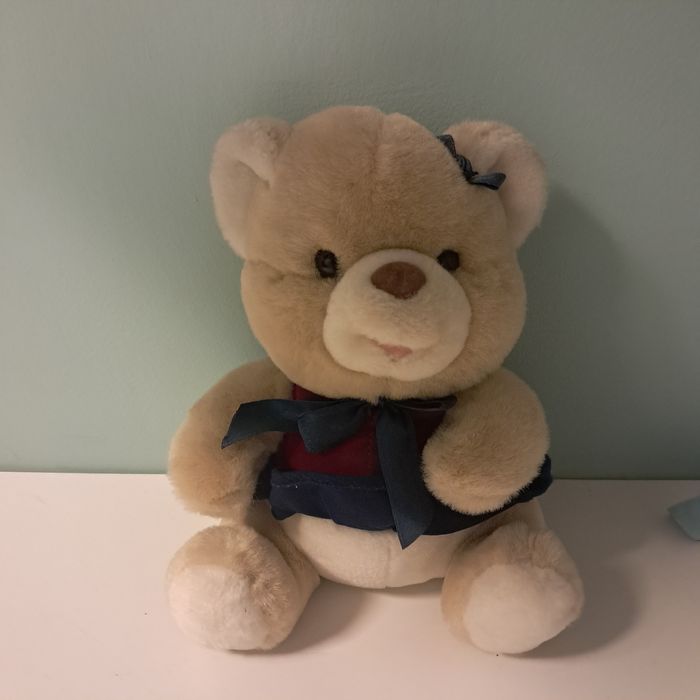 Pluszak miś z ubrankiem