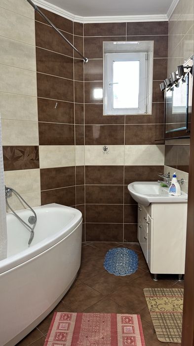 Оренда 3-х кімнатної квартири по вул. Джона Ленона Шеченківський район