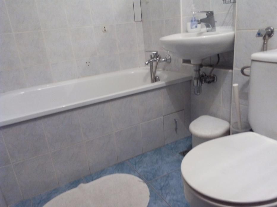 Wolne terminy, 3-pokojowe mieszkanie dla max 8os, balkon, wi-fi