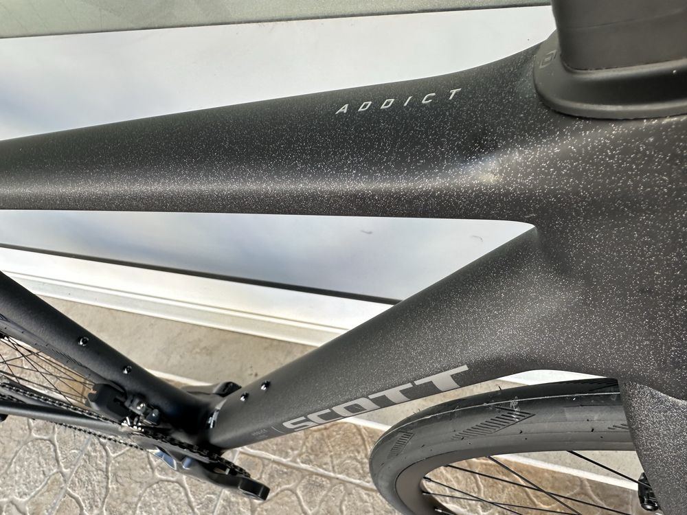 Bicicleta Scott Addict 40 - modelo 2025 di2