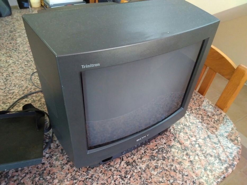 TV Sony + Suporte de Parede