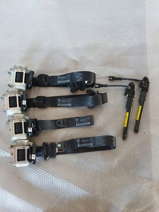 Peugeot 3008 5008 pasy bezpieczeństwa dopinacze