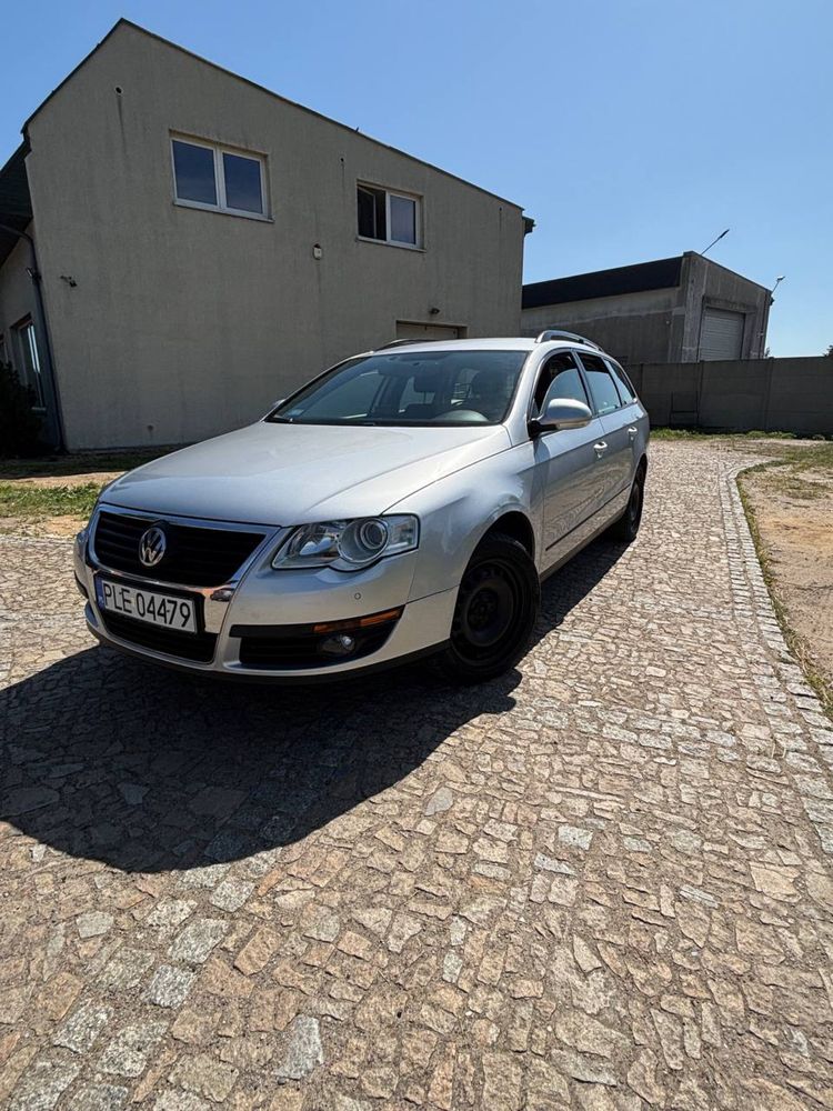 VW Passat 2.0 TDI automat 2010