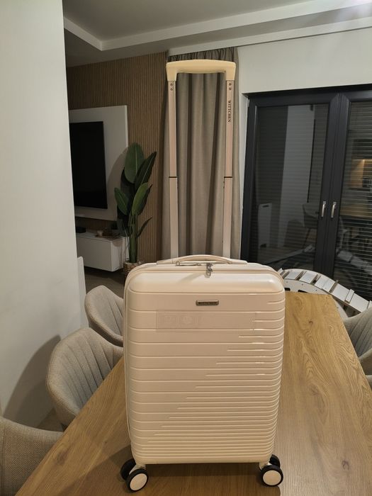 Walizka kabinowa WITTCHEN – nowa, kremowa (model 56-3T-161-89)