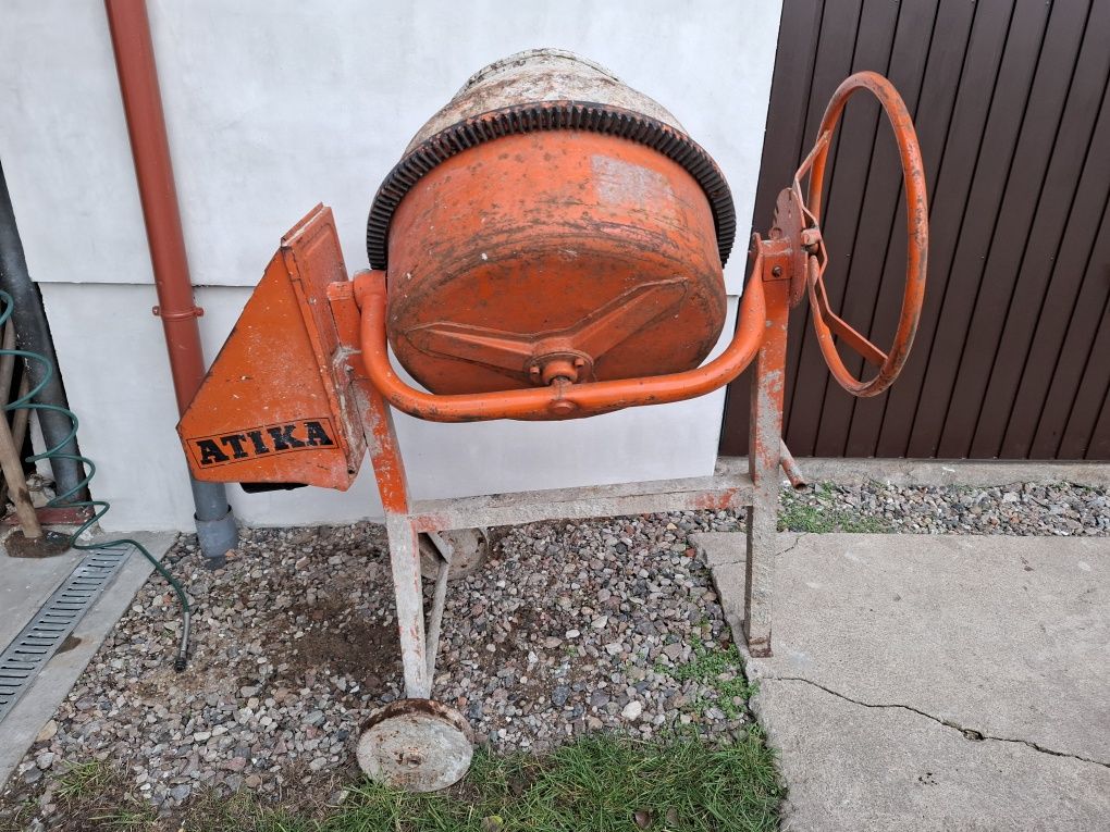 Betoniarka 125L 230V -  Atika
