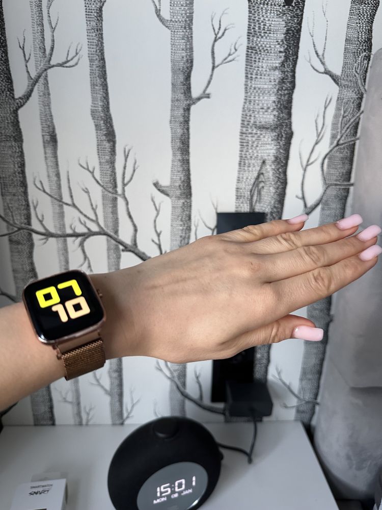 Smartwatch Vector zloty