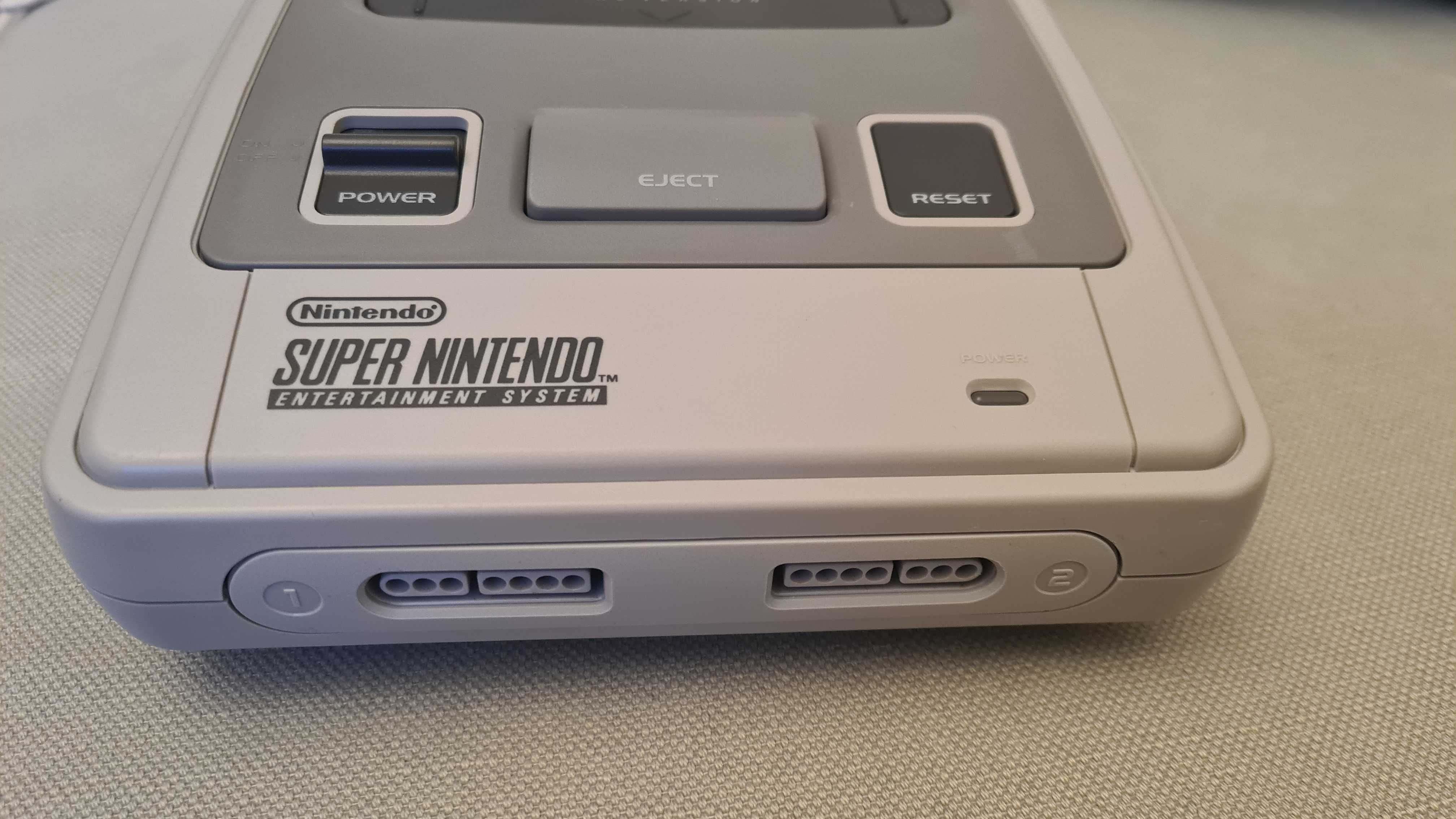 Nintendo Snes konsola