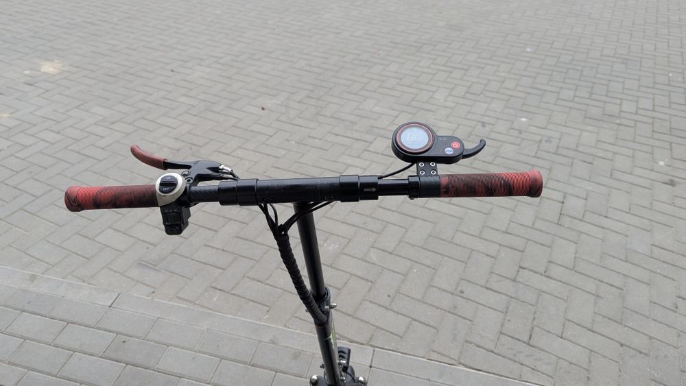 Електросамокат Kugoo