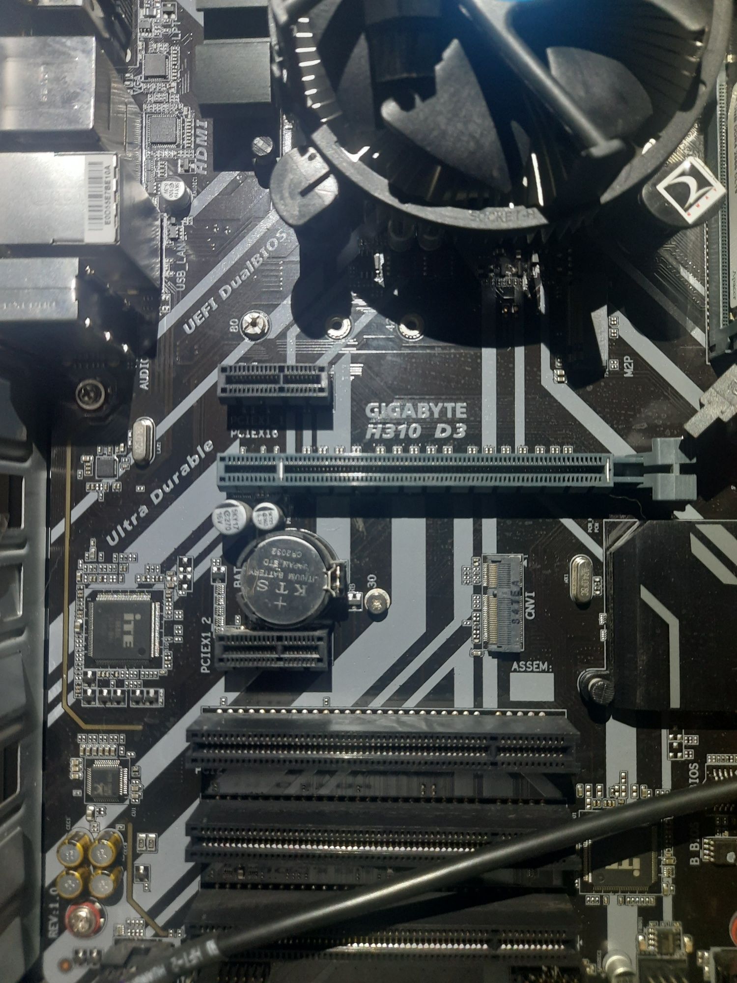 Материнська плата Gigabyte H310 D3