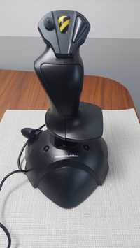 Joystick Thrustmaster USB