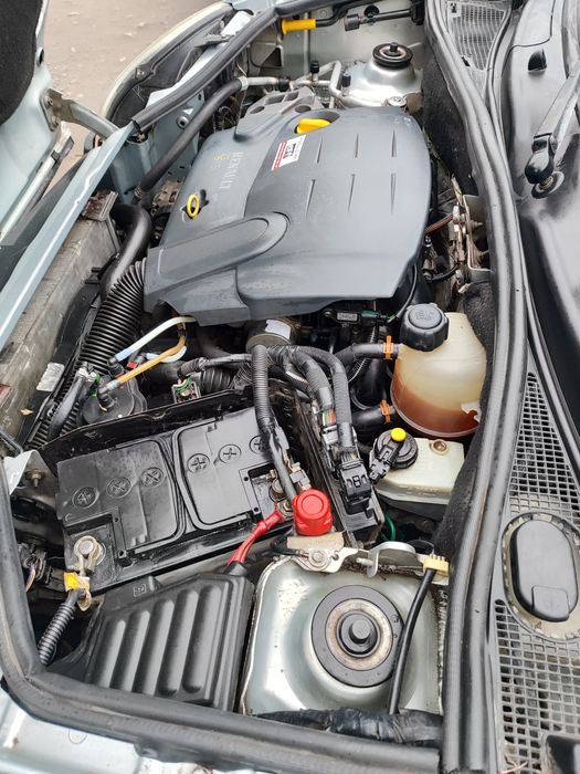 Автомобілі Renault kengo