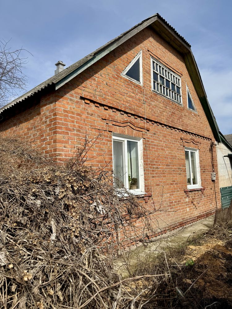 Продам будинок в місті Люботин