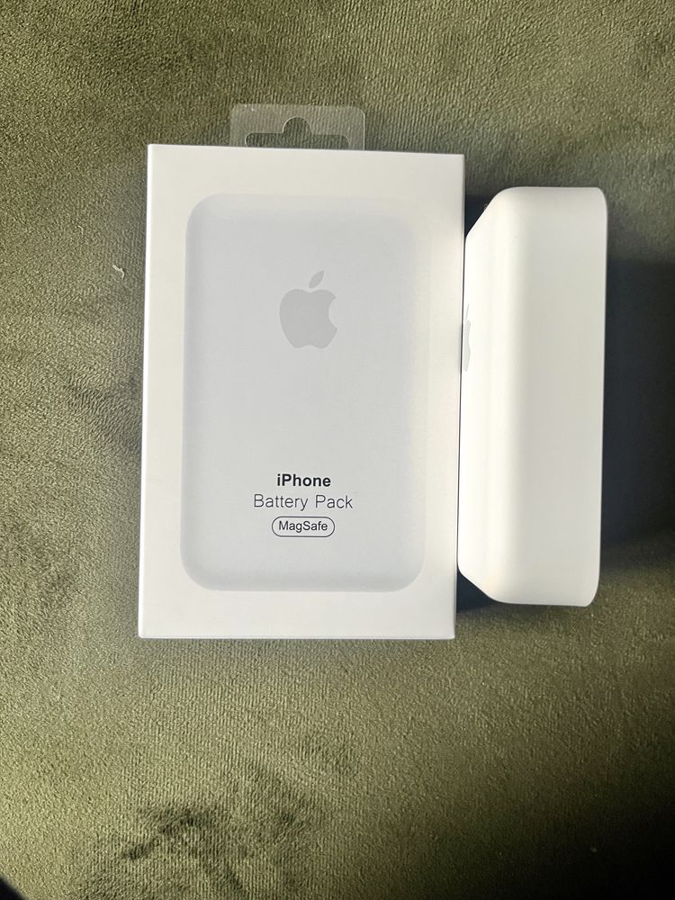 Apple MagSafe Battery Pack Повербанк 10000 mAh Power Bank