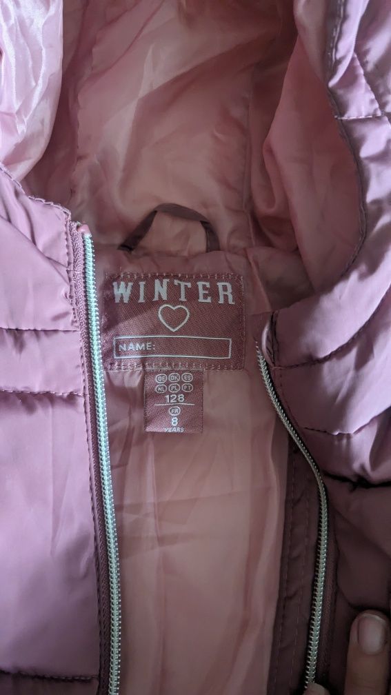 Курточка на девочку 5-7 лет зимняя
