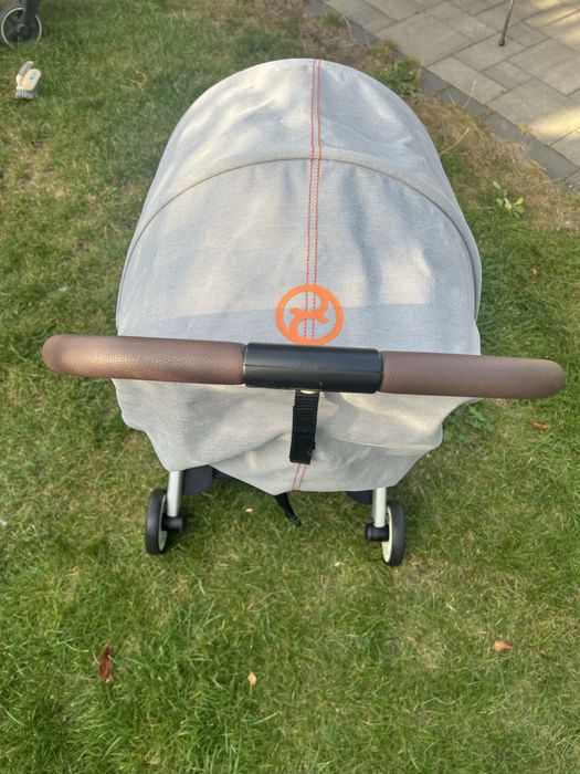 Cybex Orfeo - nowoczesny, lekki, samolotowy wózek spacerowy