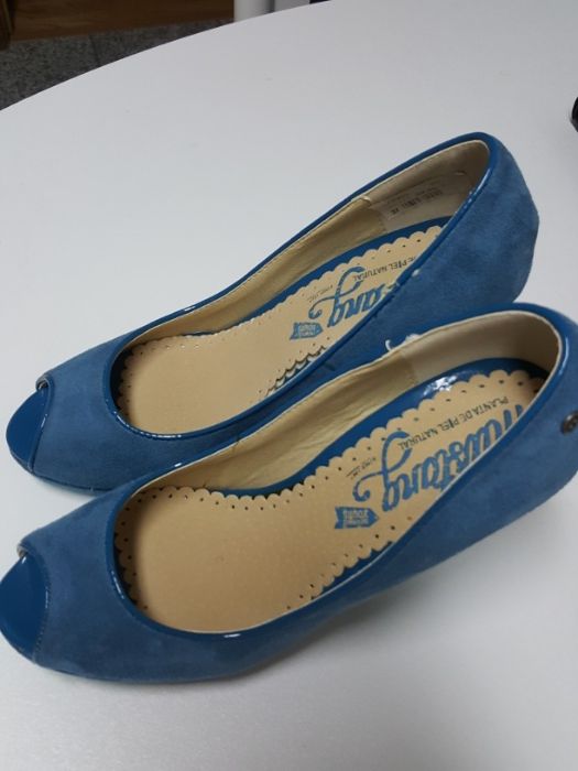 Sapatos Novos Mustang