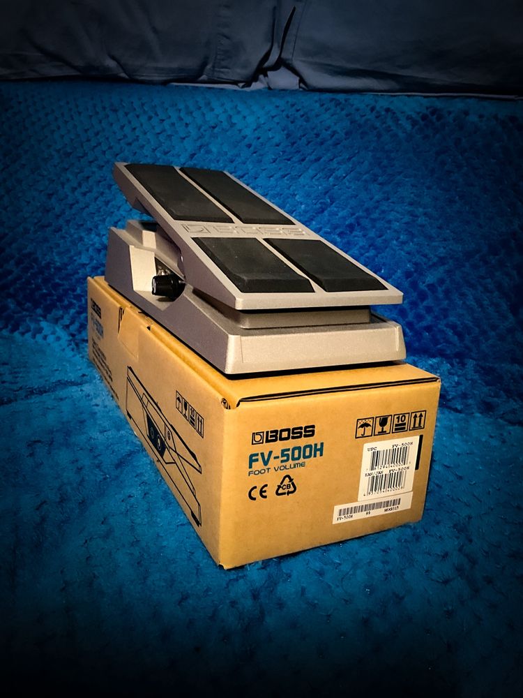 Boss FV 500L - Pedal Volume & Expressão