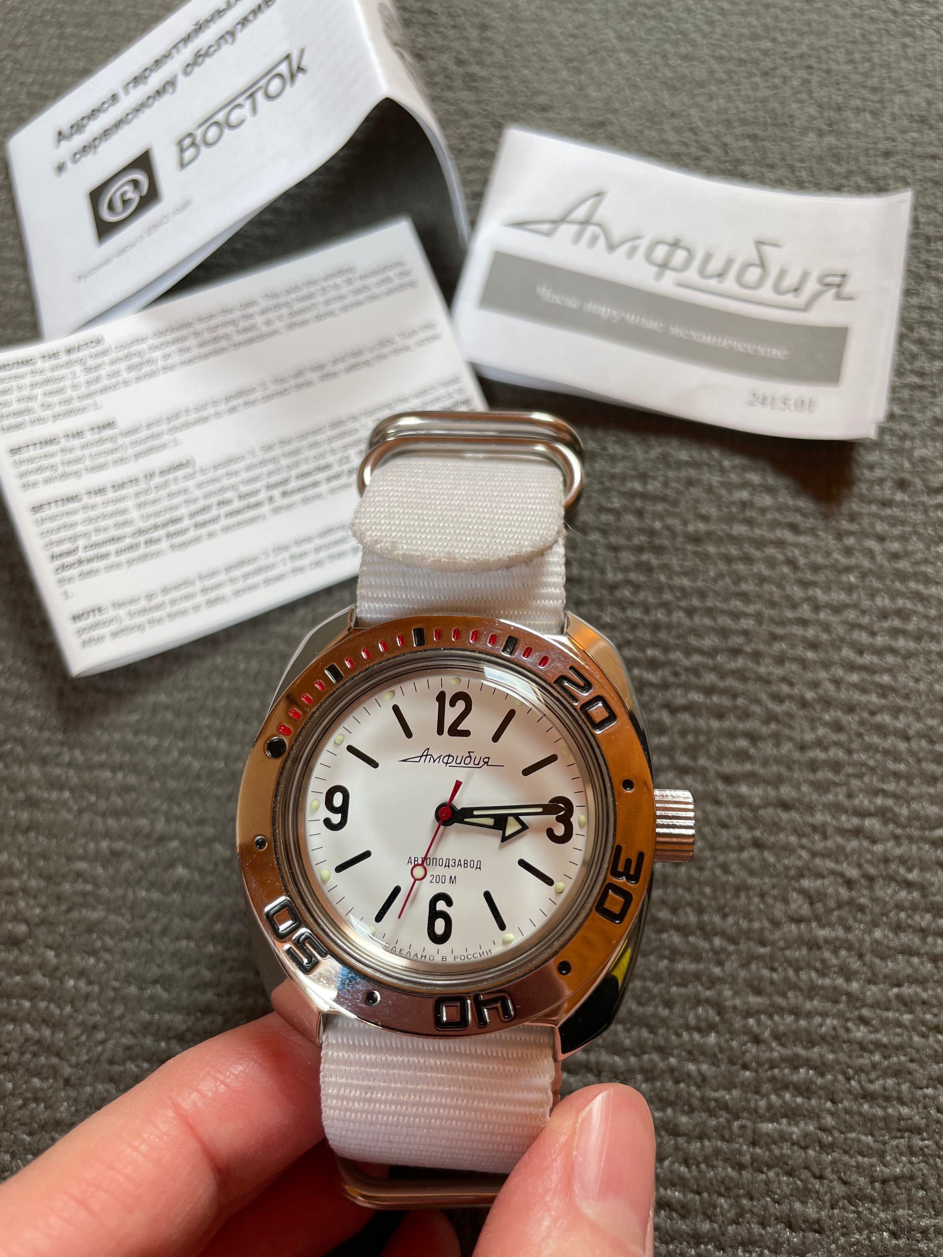 Zegarek na rękę Amfibia Vostok 2415.01