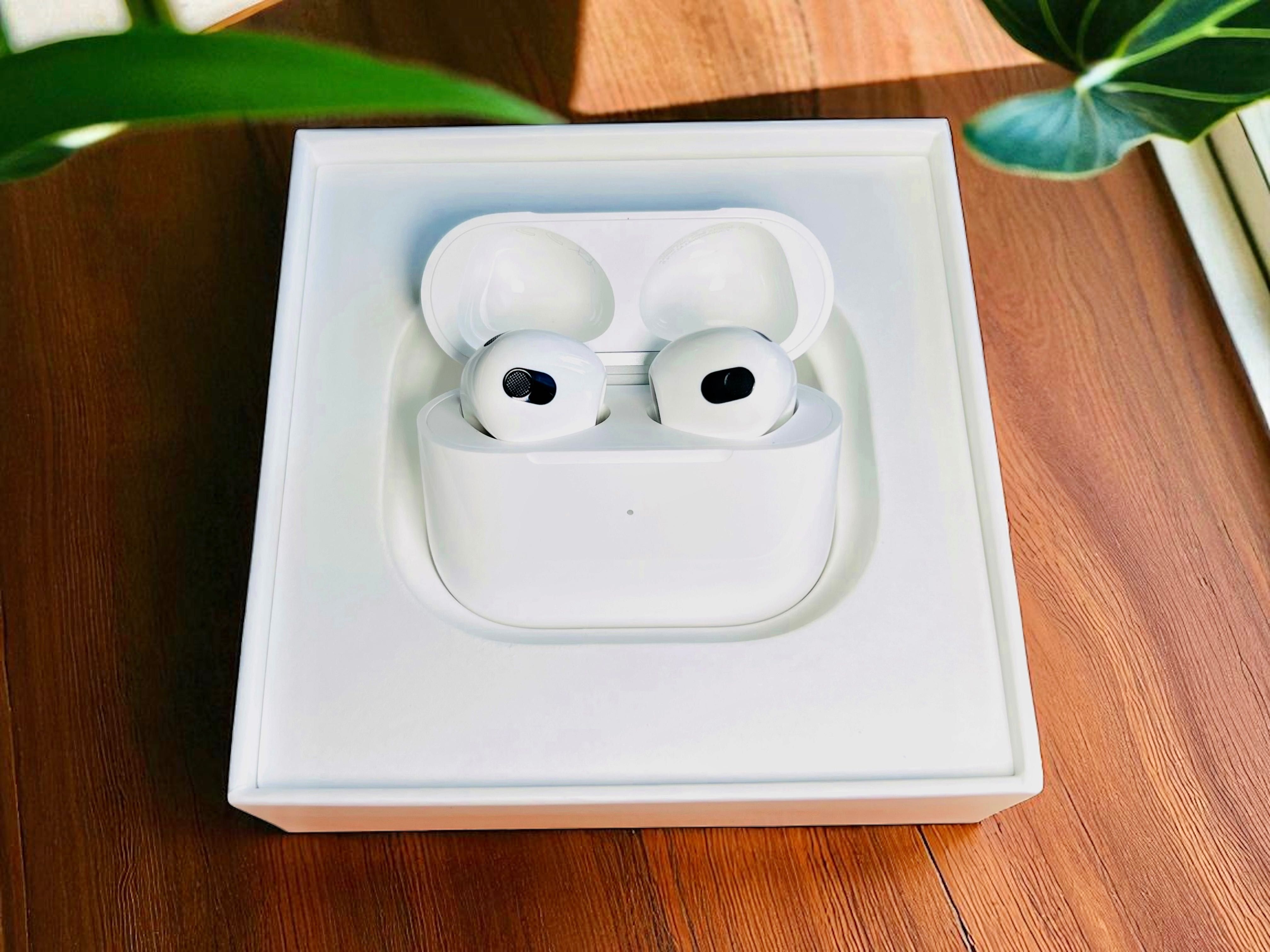 Nowe AirPods 3 generacji do iPhone • Słuchawki Bluetooth AirPods 2025