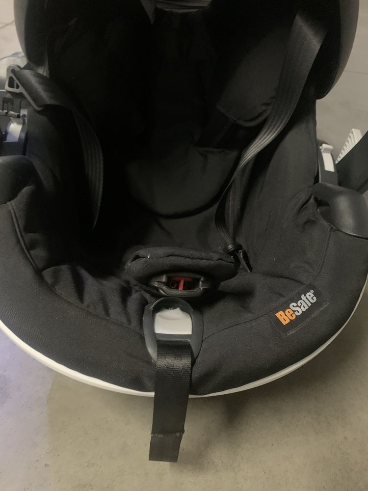 BeSafe IZO GO MODULAR iSize + baza Isofix 0-13kg