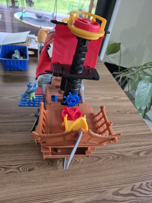 Statek piracki Fisher price