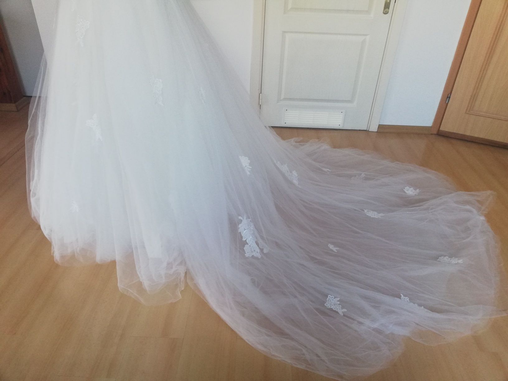 Suknia ślubna nowa z metką