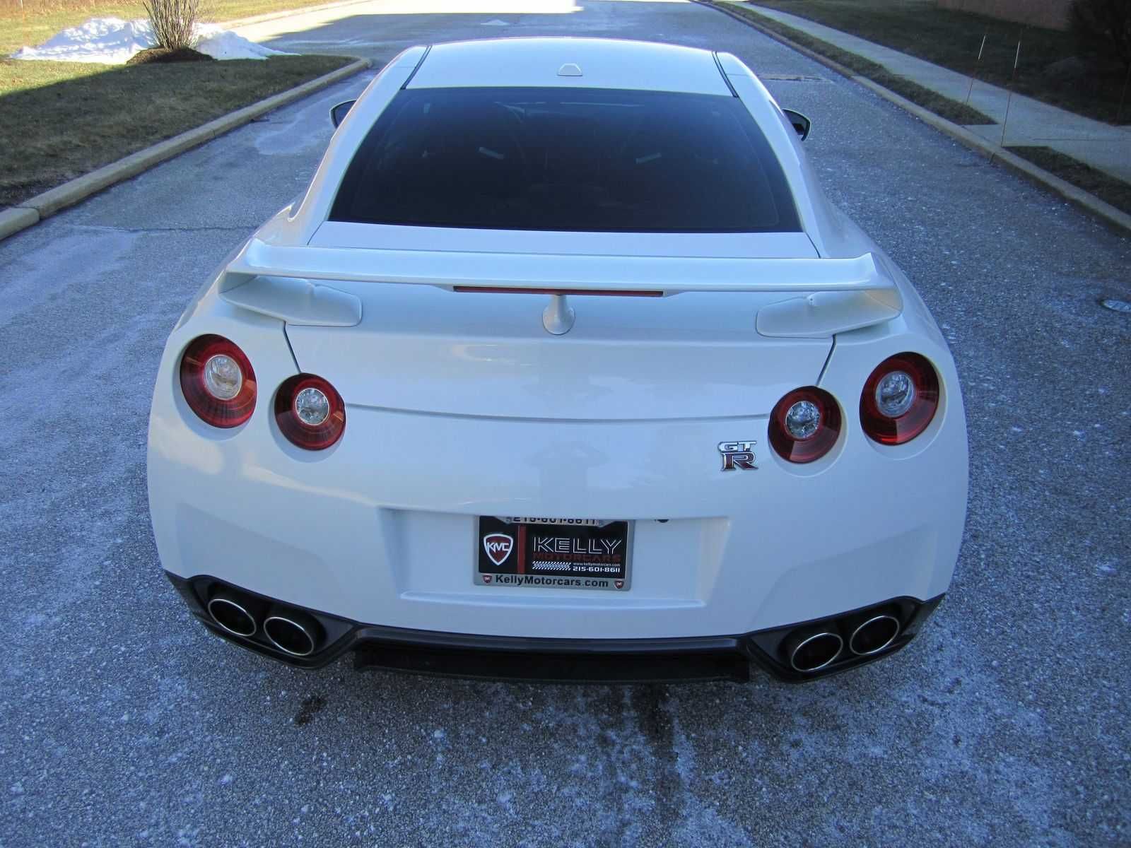 2015 Nissan GT-R Premium