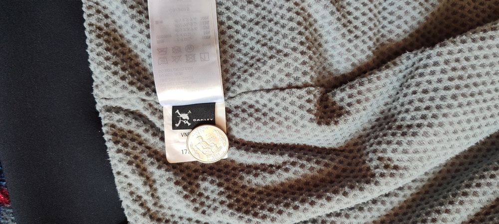 Oakley вітровка Gore Tex