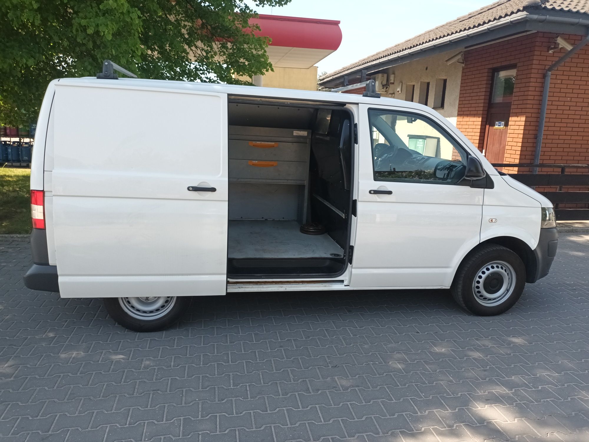 Volkswagen T5 2.0TDI lift !!!