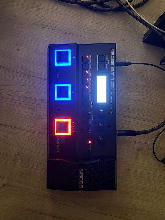 Boss gt1 guitar effects processor